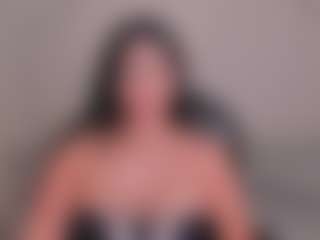 Live cam show with Natalie Lewis - Body Massage on SinfulBabes