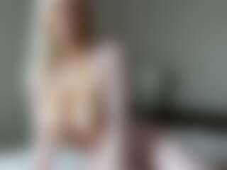 Superhittie's Live Sex Cam Show