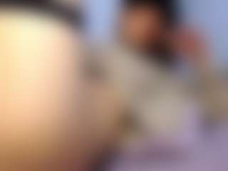 Live cam show with DARA - Ejaculation on TottyGirls