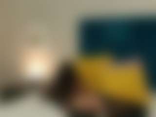 Charlott Moreu's Live Sex Cam Show