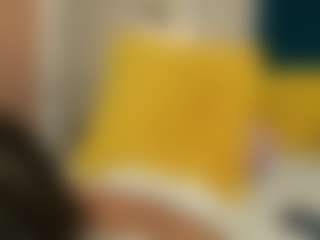 Charlott Moreu's Live Sex Cam Show
