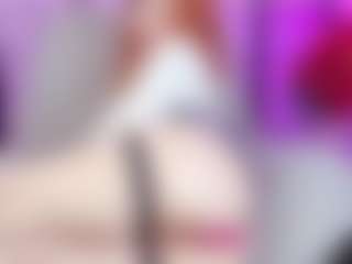 Live cam show with Rainy-storm - Granny on StripNow