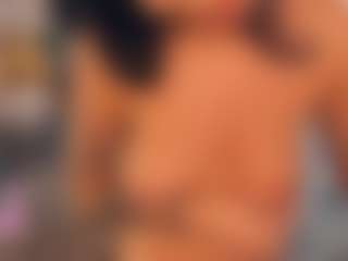 Live cam show with TildaCourseault - Domination on Free Soda