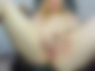 Live cam show with AliceCat - MILF on testsause.com