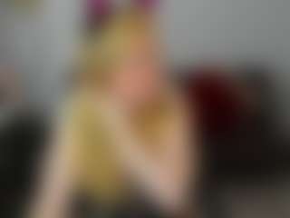 Live cam show with AliceCat - Handjob on camwithhim.com