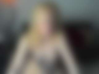 Live cam show with AliceCat - Mature Young Adult on Free Soda
