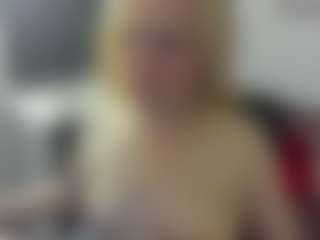 Live cam show with AliceCat - Ass Clapping on hrnylive.com
