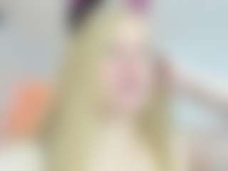 Live cam show with AliceCat - Blonde Hair on nudelive.tv