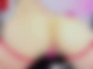 Live cam show with dulcefuego - Body Massage on Mixed Magazine Live