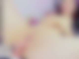 Live cam show with dulcefuego - Red Hair MILF on Chatstar