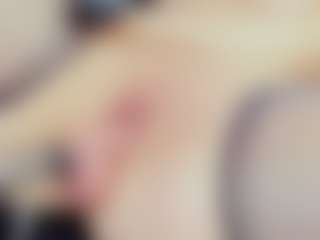 Live cam show with dulcefuego - Red Hair on Cam Slut