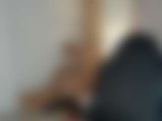 dulcelyra's Live Sex Cam Show