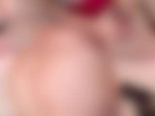 ISABELLA MILF webcam performer live streaming