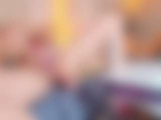 Live cam show with MaraaX - Thin on SinfulBabes