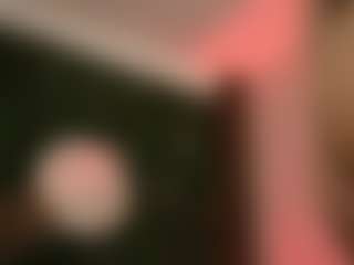 Live cam show with SisiVonDee - Red Hair on MyBangCams