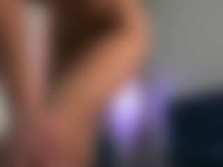 Live cam show with SisiVonDee - Red Hair Fetish on Soda Cam