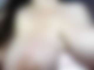 Live cam show with Harper - Longhair on StripNow