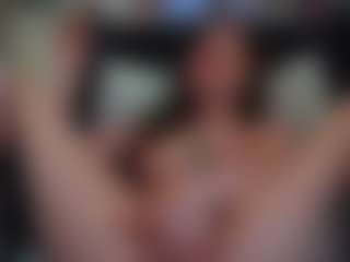 EleanorGonzalez's Live Sex Cam Show