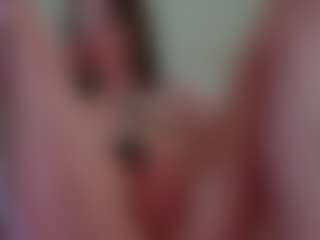 Live cam show with EleanorGonzalez - Body Massage on Ass Tok