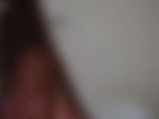 Live cam show with EleanorGonzalez - Ass Bouncing on Uber Horny
