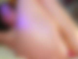 Live cam show with EleanorGonzalez - Cosplay Big Tits on Uber Horny