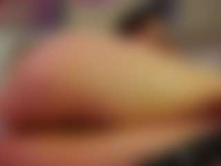 Live cam show with EleanorGonzalez - Cosplay Big Tits on Livezox