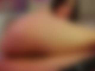 Live cam show with EleanorGonzalez - Athletic Cosplay on Livezox