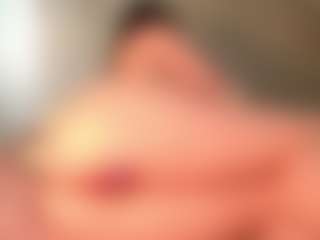 EleanorGonzalez's Live Sex Cam Show
