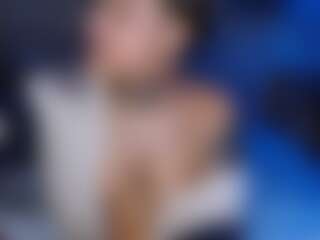 Torinha's Live Sex Cam Show