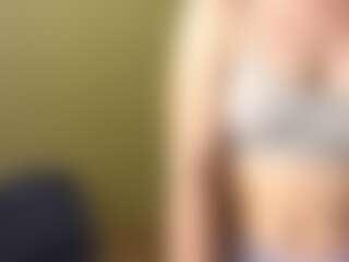 Live cam show with JaneJones - Spinner on liverealitysex.com
