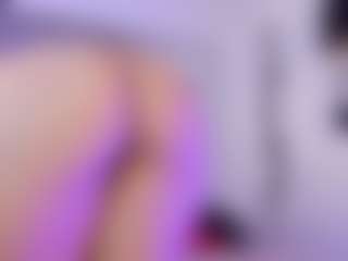 AnnaChernovaa's Live Sex Cam Show