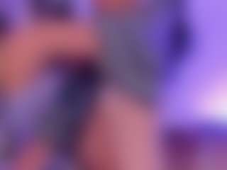 AnnaChernovaa's Live Sex Cam Show