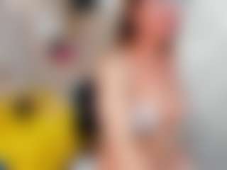 Live cam show with Clhoe Johnson - Thin on Uber Horny