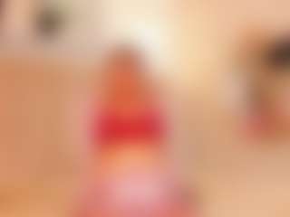 Live cam show with Clhoe Johnson - Ass Bouncing on Dare Cams