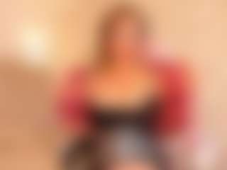 Live cam show with Clhoe Johnson - Bikini on Fling VIP Chat