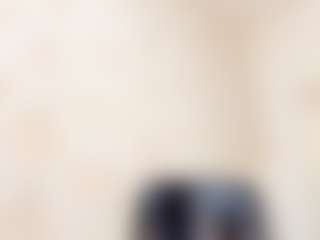 Clhoe Johnson's Live Sex Cam Show