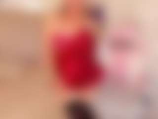 Live cam show with Clhoe Johnson - Bikini on Camsoda