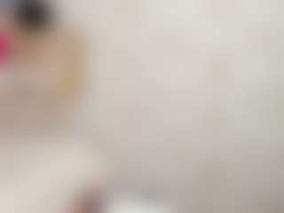 Live cam show with Clhoe Johnson - Oil on xxxlivecams.org