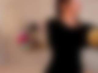 Live cam show with Clhoe Johnson - Oil on https://playwithruby.com