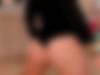 Clhoe Johnson's Live Sex Cam Show