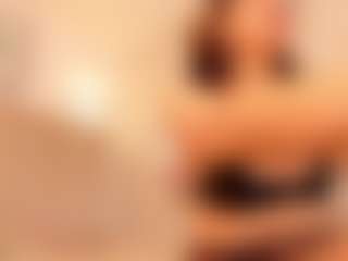 Clhoe Johnson's Live Sex Cam Show