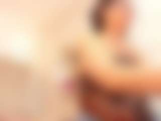 Clhoe Johnson's Live Sex Cam Show