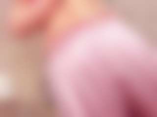 Live cam show with Clhoe Johnson - Skinny on slutload