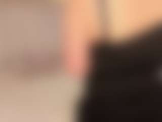 Live cam show with Clhoe Johnson - Control on StripNow