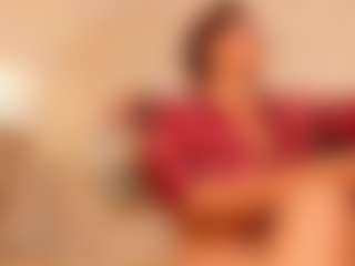 Live cam show with Clhoe Johnson - Skinny on Camsoda