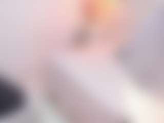 Live cam show with Clhoe Johnson - Facial on SinfulBabes