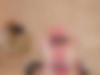 Live cam show with Clhoe Johnson - Flashing on Camiplay Live