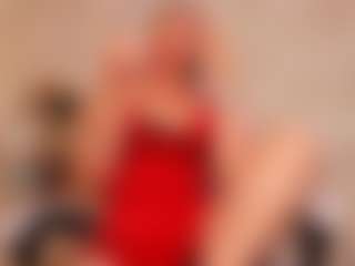 Live cam show with Clhoe Johnson - Bikini on slutload