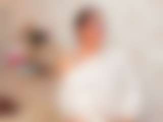Live cam show with Clhoe Johnson - Smoking on Cam Slut