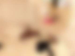 Clhoe Johnson's Live Sex Cam Show